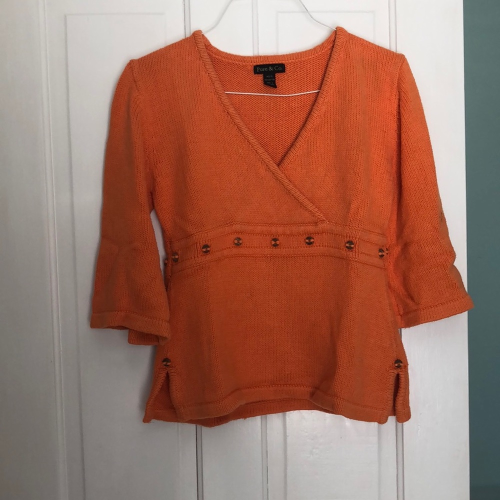 V neck sweater